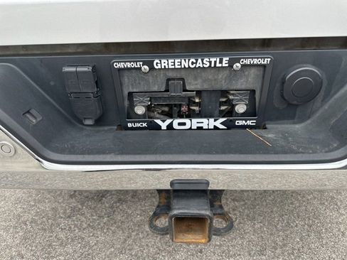 Used 2023 GMC Sierra 3500 SLT w/ SLT Preferred Package image 18