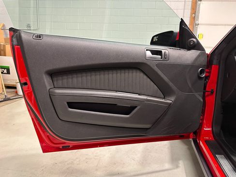 Used 2012 Ford Mustang Boss 302 w/ Boss 302 Accessory Pkg RWD image 23