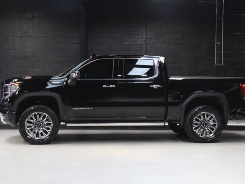 Used 2026 GMC Sierra 1500 Denali Ultimate AWD/4WD image 3