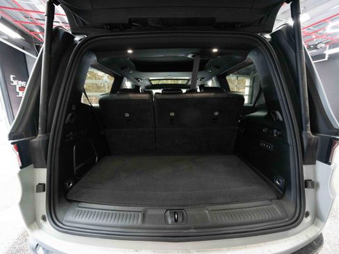 Used 2023 Jeep Wagoneer Series II image 28