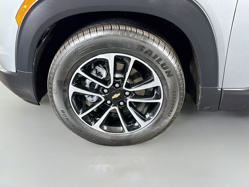 Used 2026 Chevrolet TrailBlazer LT FWD image 38