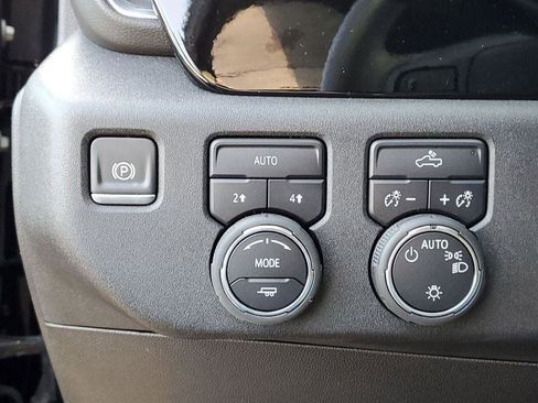 Used 2024 Chevrolet Silverado 1500 LT w/ Protection Package image 9