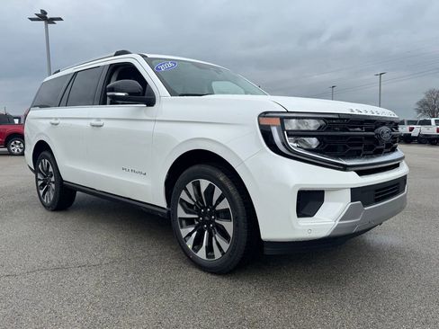 New 2026 Ford Expedition Platinum w/ Driver's Package image 6