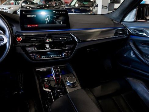 Used 2021 BMW M5 w/ Executive Package image 32