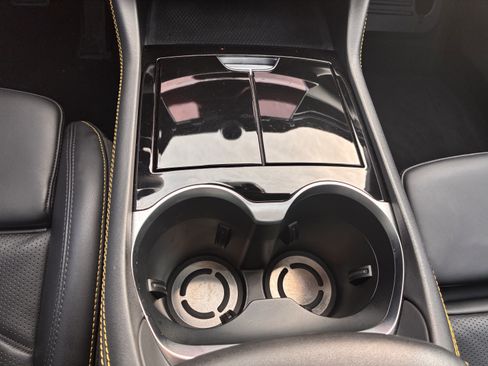 Used 2023 Maserati Grecale Modena image 22