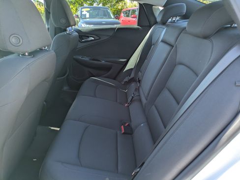 Used 2024 Chevrolet Malibu LT image 17