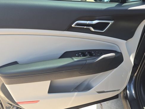 New 2027 Kia Sportage EX FWD image 18