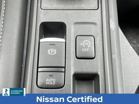 Certified 2025 Nissan Pathfinder S FWD image 7
