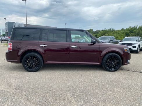 Used 2019 Ford Flex SEL w/ Equipment Group 202A AWD/4WD image 7