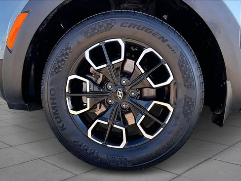 Used 2023 Hyundai Santa Cruz SEL w/ Activity Package image 9