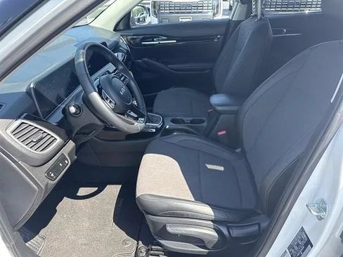 Certified 2024 Kia Seltos S FWD image 8