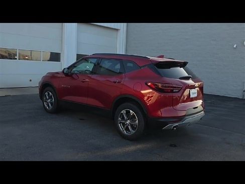 Certified 2023 Chevrolet Blazer LT w/ Convenience Package image 7