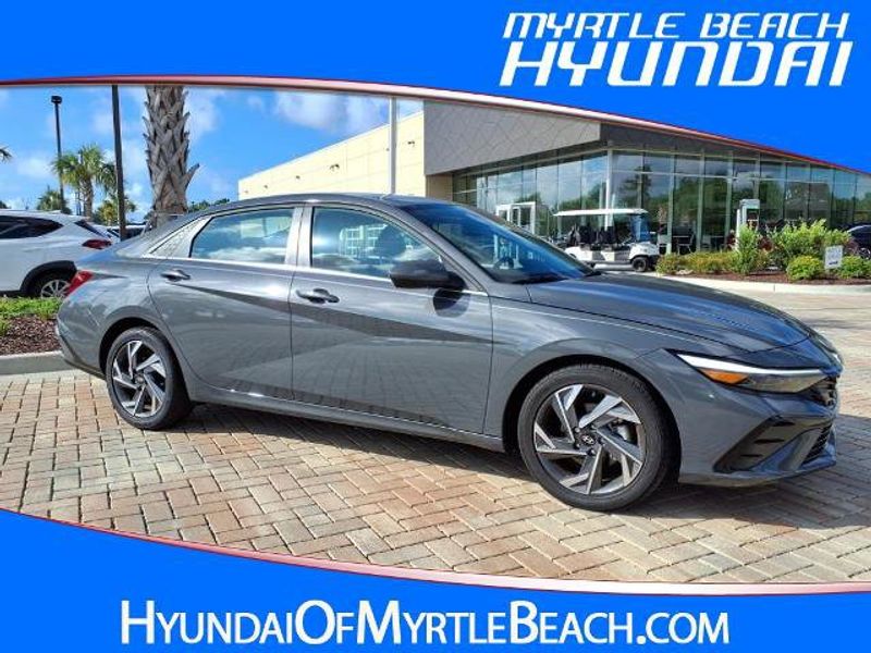 Certified 2024 Hyundai Elantra SEL w/ Convenience Package image 1