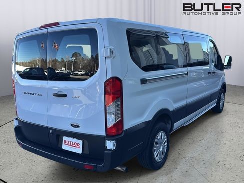 Used 2022 Ford Transit 350 XLT image 5