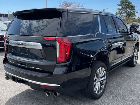Used 2021 GMC Yukon Denali w/ Denali Premium Package AWD/4WD image 5