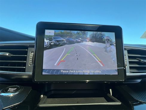 Used 2023 Ford Explorer ST image 22