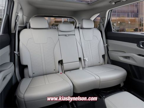 New 2026 Kia Sorento S w/ S Panoramic Sunroof Package image 16