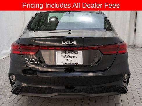 Certified 2023 Kia Forte LXS w/ LXS Technology Package FWD image 4