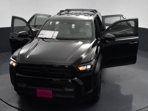 Used 2025 Toyota Tacoma TRD Sport RWD image 26