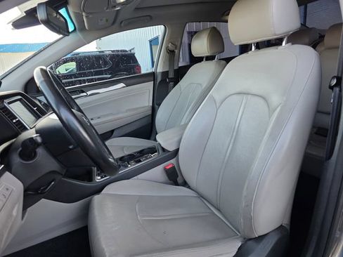 Used 2019 Hyundai Sonata Limited w/ Ultimate Package 04 FWD image 13