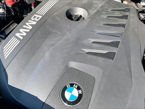 Used 2025 BMW X5 xDrive40i AWD/4WD image 34