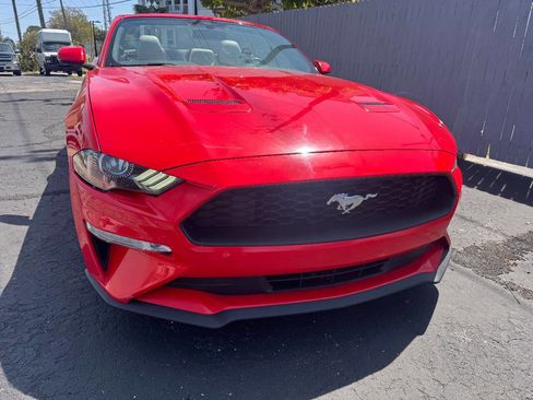 Used 2018 Ford Mustang Premium image 16