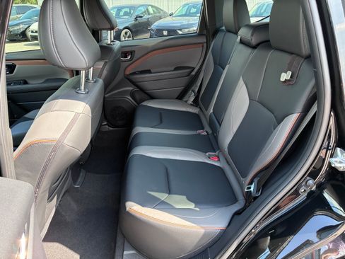 Used 2025 Subaru Forester Sport AWD/4WD image 19