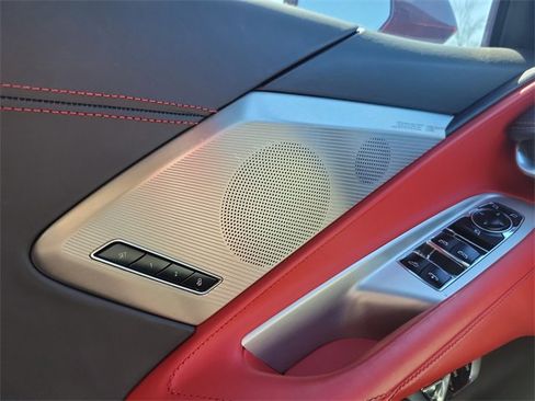 Used 2023 Chevrolet Corvette Stingray Premium Conv w/ Z51 Performance Package image 30