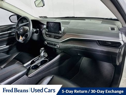 Used 2023 Nissan Altima 2.5 SR FWD image 33