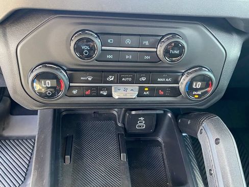 Used 2026 Ford Bronco Raptor w/ Interior Carbon Fiber Pack AWD/4WD image 17