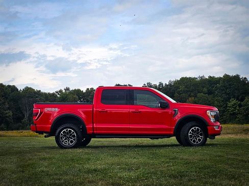 Used 2022 Ford F150 XLT w/ Equipment Group 302A High image 3