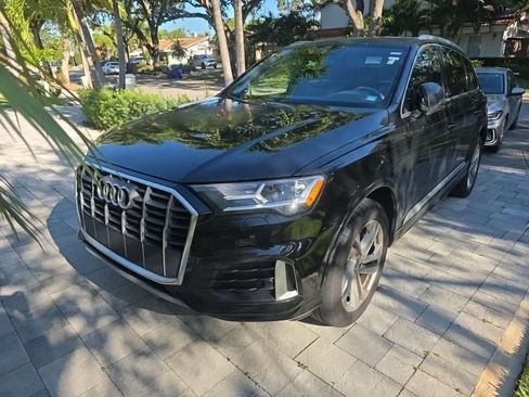 Used 2023 Audi Q7 2.0T Premium w/ Towing Package AWD/4WD image 1