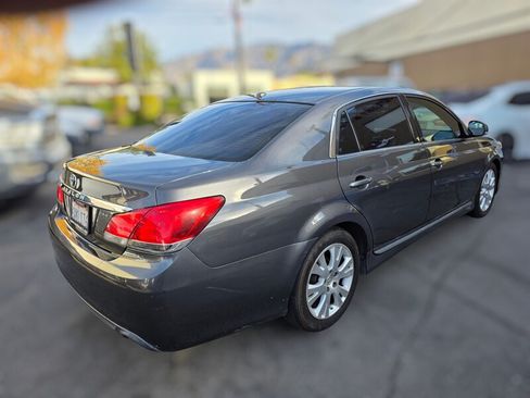 Used 2012 Toyota Avalon FWD image 5