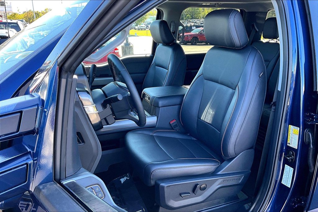 Used 2027 Ford F450 Lariat AWD/4WD image 23