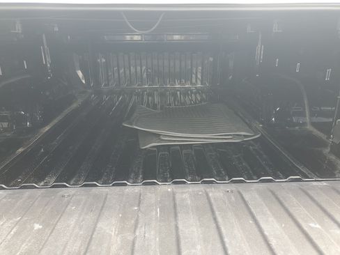 Used 2023 GMC Sierra 1500 Elevation RWD image 8