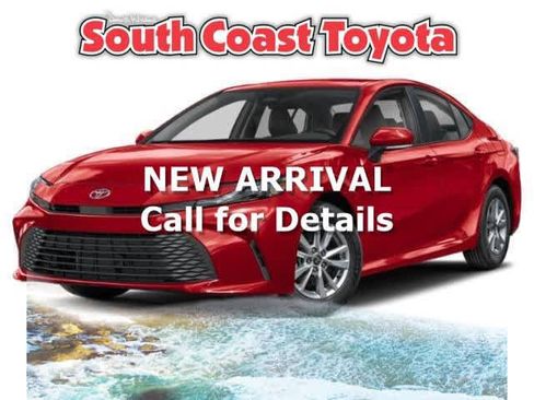 Used 2025 Toyota Camry LE FWD image 1