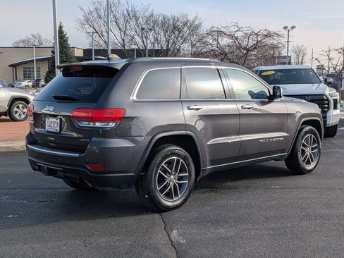 Used 2018 Jeep Grand Cherokee Limited image 8