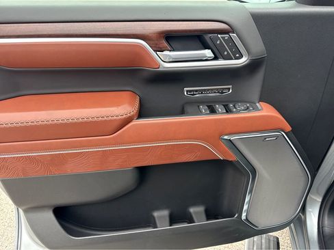 New 2026 GMC Sierra 1500 Denali Ultimate image 9