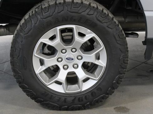 Used 2025 Ford F150 XLT w/ Equipment Group 301A Standard image 13