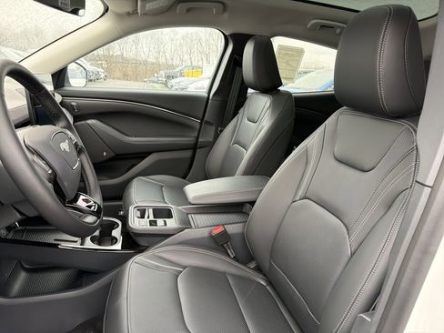 New 2025 Ford Mustang Mach-E Premium image 10