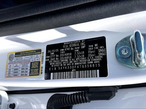 Used 2026 Kia Sportage EX FWD image 29