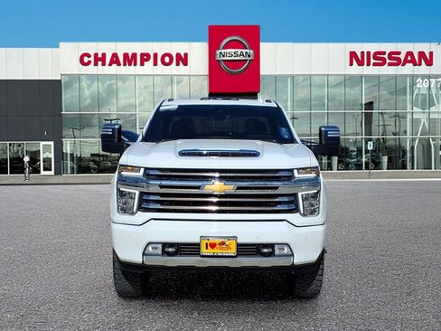 Used 2022 Chevrolet Silverado 3500 High Country w/ Z71 Off-Road Package image 2