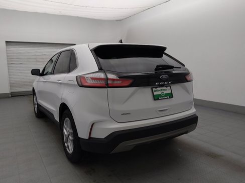 Used 2024 Ford Edge SEL image 5