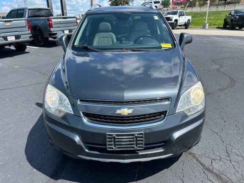 Used 2013 Chevrolet Captiva Sport LTZ FWD image 2