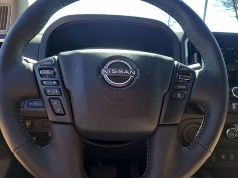 Certified 2025 Nissan Frontier SV w/ SV Convenience Package image 25