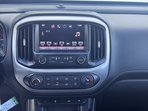 Used 2016 GMC Canyon SLE w/ SLE Convenience Package image 25