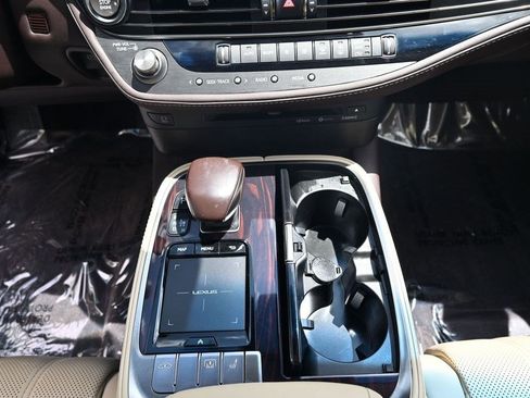 Used 2018 Lexus LS 500 AWD w/ Luxury Package image 22