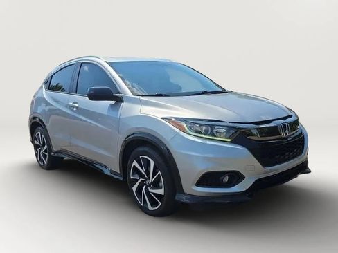 Used 2019 Honda HR-V Sport image 3