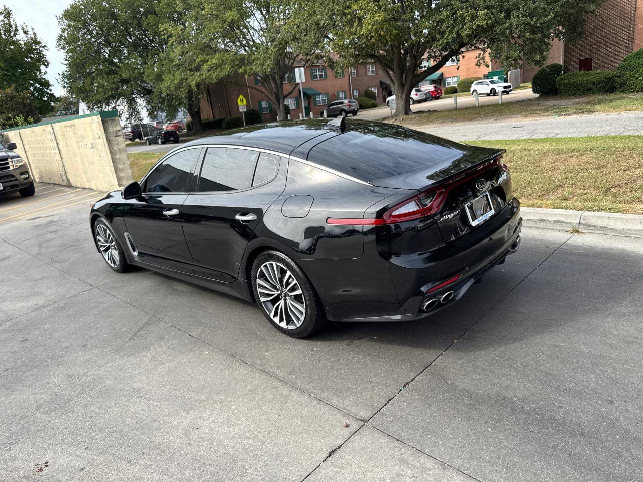 Used 2018 Kia Stinger Premium RWD image 9