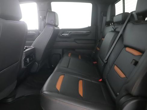 Used 2022 GMC Sierra 1500 AT4 w/ AT4 Preferred Package AWD/4WD image 28